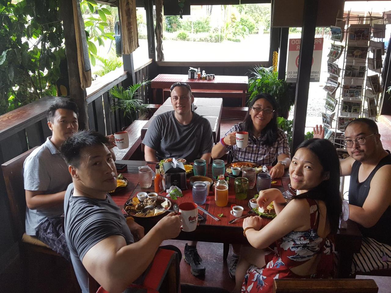 Red Frog Hotel La Fortuna Dış mekan fotoğraf
