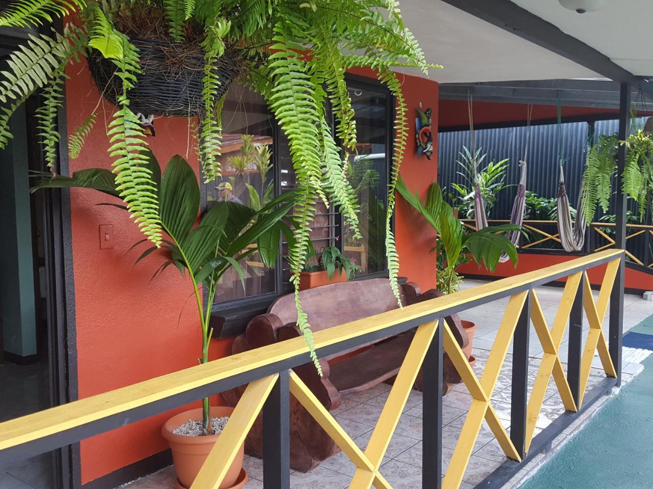 Red Frog Hotel La Fortuna Dış mekan fotoğraf
