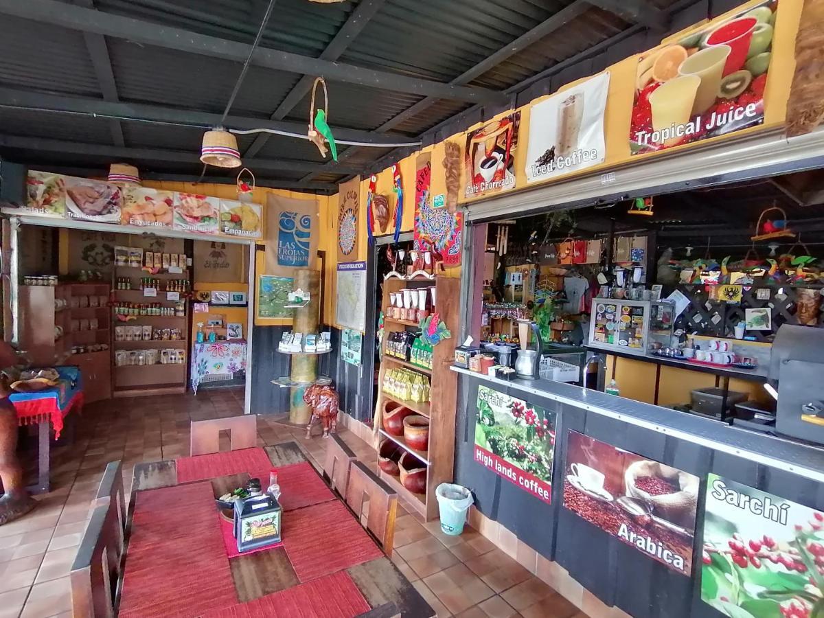 Red Frog Hotel La Fortuna Dış mekan fotoğraf