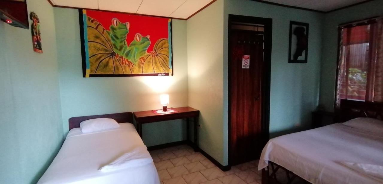 Red Frog Hotel La Fortuna Dış mekan fotoğraf